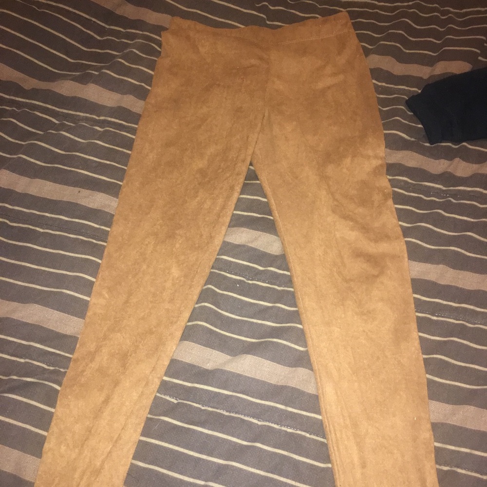 Camel leggings